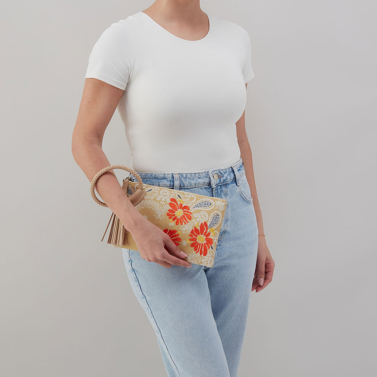 Sheila Clutch In Canvas - Sunset Bandana | HOBO Customer Favorite